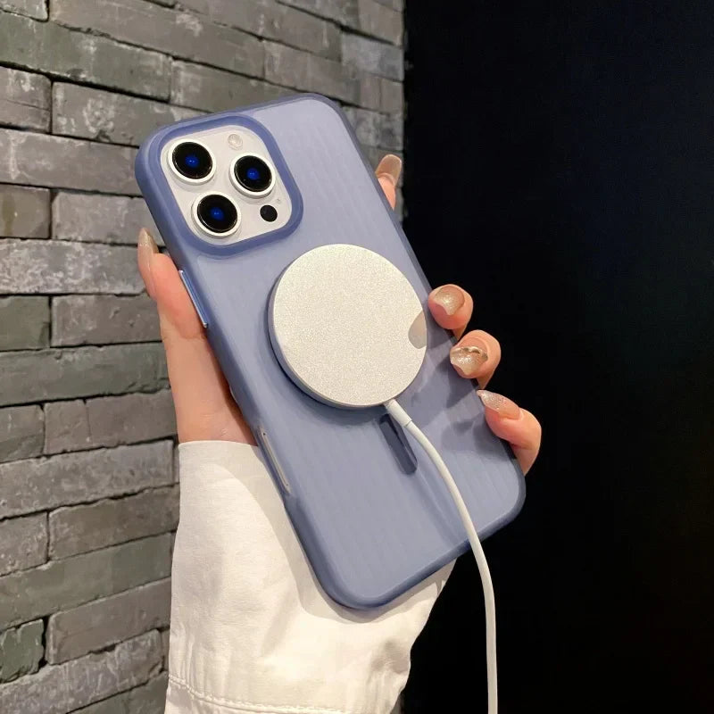 Coque iPhone à Rayures Mat Magsafe